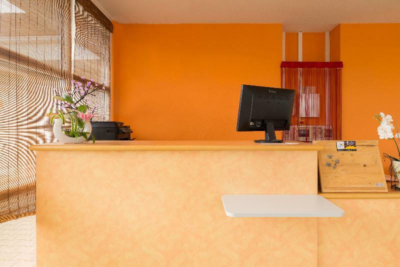 The Originals Access, Hotel Saint-Flour Экстерьер фото
