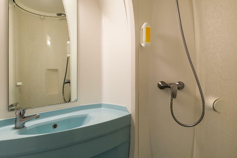 The Originals Access, Hotel Saint-Flour Экстерьер фото